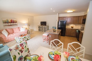 Hidden Woods Apartments