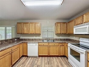 725 Bittern Ln in Kissimmee, FL - Building Photo - Building Photo