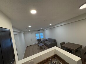 Pleasant Hill Apartments in Amherst, MA - Building Photo - Building Photo