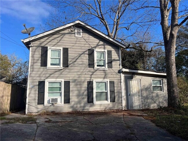 property at 926 Moreland Ave SE