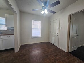5315 O Ave in Galveston, TX - Building Photo - Building Photo