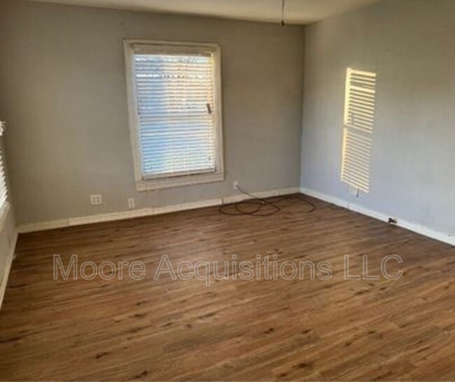 830 S Lyon St in Sherman, TX - Building Photo - Building Photo