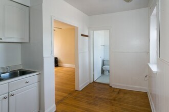 4409 N Kenneth Ave in Chicago, IL - Building Photo - Building Photo