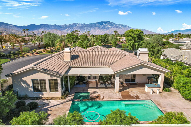 2 King Edward Ct in Rancho Mirage, CA - Building Photo - Building Photo