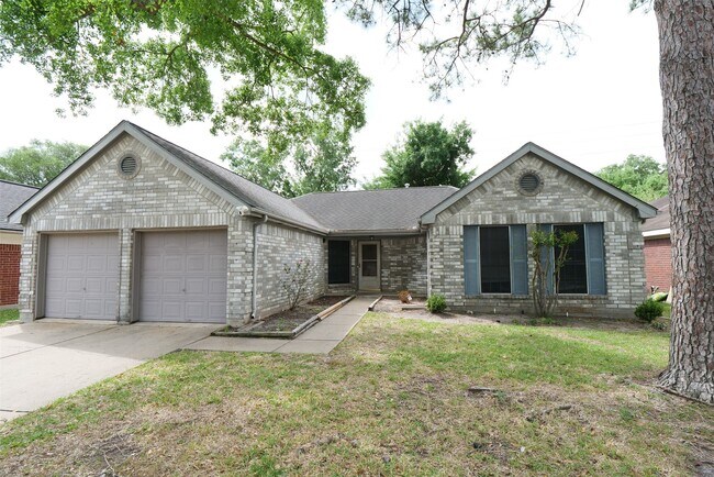 17427 Hamilwood Dr in Houston, TX - Building Photo - Building Photo
