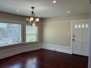 102 Florida Ave in San Bruno, CA - Building Photo - Building Photo