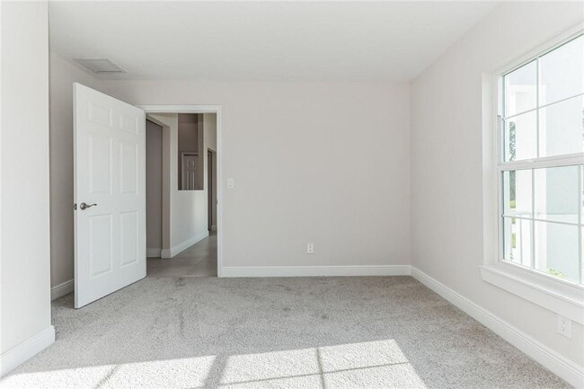 property at 1748 SW Erie St
