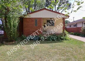 1929 Cresthill Ave in Royal Oak, MI - Building Photo