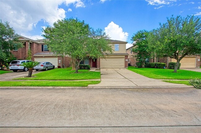 property at 8907 Grand Villa Ln