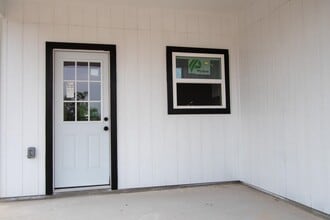 1105 W Martin St in Del Rio, TX - Building Photo - Building Photo