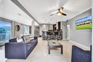 37 Hendricks Isle in Fort Lauderdale, FL - Building Photo