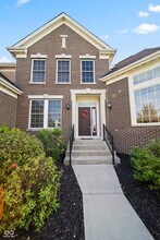 10599 Geist View Dr in McCordsville, IN - Building Photo - Building Photo