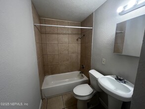 3970 Winton Dr in Jacksonville, FL - Building Photo - Building Photo