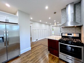 5001 Seminole St-Unit -Apt in Detroit, MI - Building Photo - Building Photo