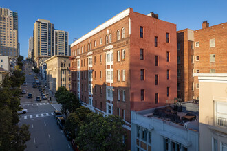 Chismore Apartments in San Francisco, CA - Building Photo - Building Photo