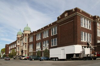 435 Main St in Johnson City, NY - Building Photo - Building Photo