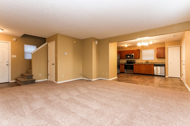 1766 Blue Grass Pkwy in Greenwood, IN - Building Photo - Building Photo