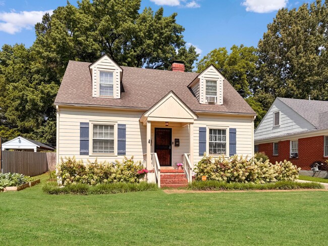 property at 17 S Reese St