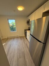 125 Sibley Ave, Unit C in Ardmore, PA - Building Photo - Building Photo