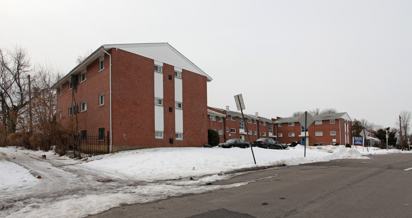 Park Lane Apartments in Baltimore, MD - Foto de edificio