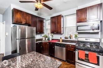 2348 W Moffat St-Unit -1RR in Chicago, IL - Building Photo - Building Photo