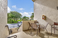 5817 Parkwalk Dr in Boynton Beach, FL - Foto de edificio - Building Photo