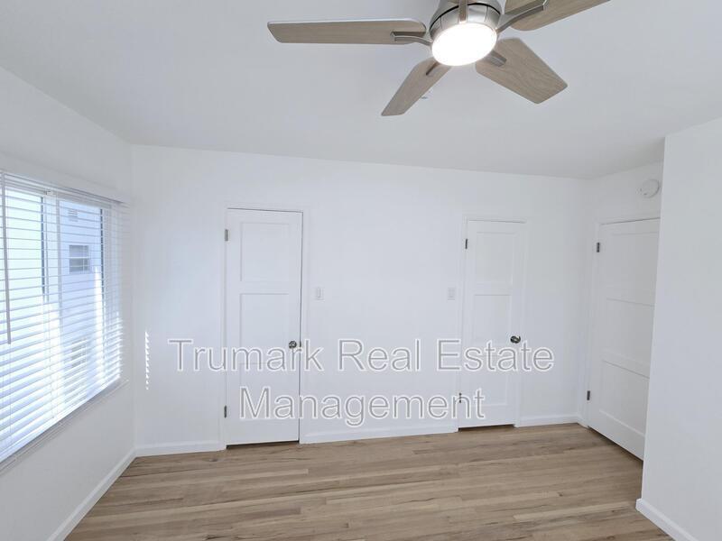 4259.5 Cahuenga Blvd in Los Angeles, CA - Building Photo