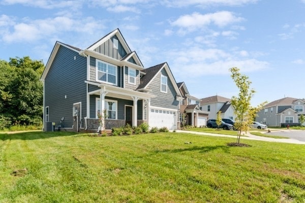 1037 Ewell Farm Dr in Spring Hill, TN - Building Photo - Building Photo