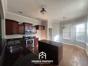 6942 Lagrange Grove Dr in Cordova, TN - Building Photo - Building Photo