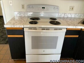 81 Essex St, Unit 75 in Boston, MA - Building Photo - Building Photo