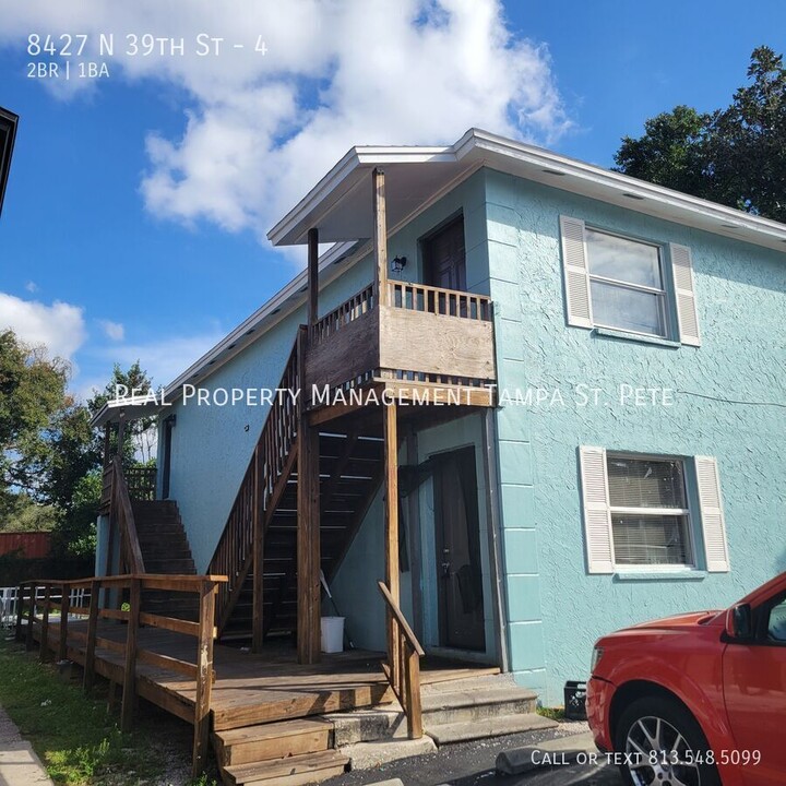 8427 N 39th St in Tampa, FL - Building Photo