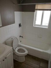958 W 3rd St in Riviera Beach, FL - Building Photo - Building Photo