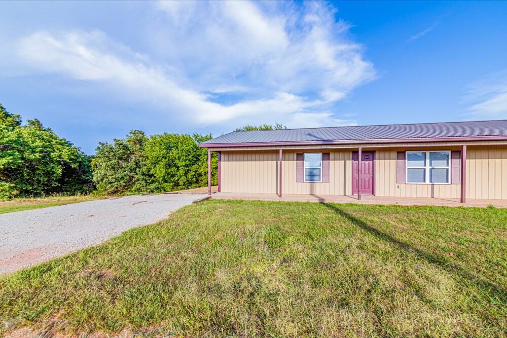 5713 Rawhide in Stillwater, OK - Building Photo
