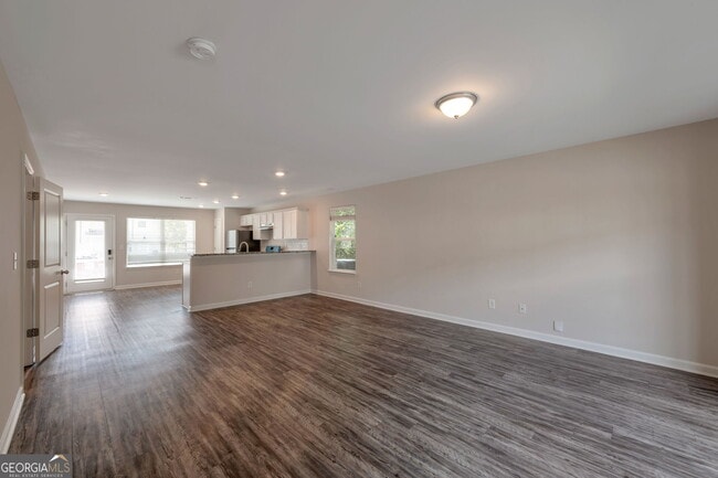 328 Ashigan St in Union City, GA - Building Photo - Building Photo