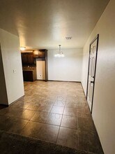 702 NE 21st Terrace in Newcastle, OK - Building Photo - Building Photo