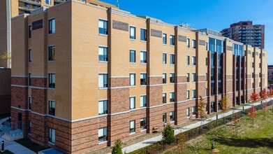 Covenant Tower in Brampton, ON - Building Photo - Building Photo