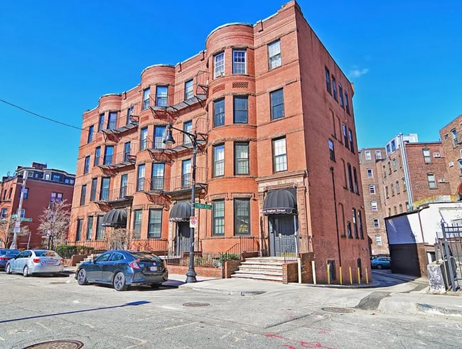 property at 23 Saint Stephen St