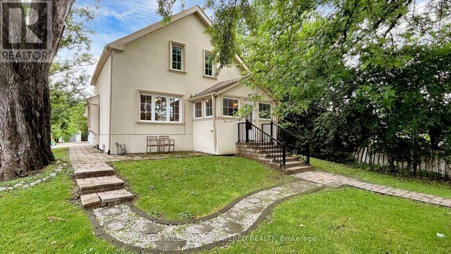 98 Glen Cameron Rd in Markham, ON - Building Photo - Building Photo