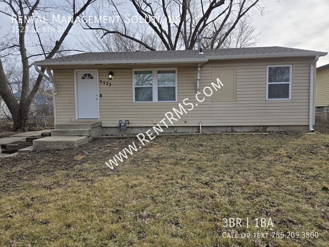 property at 3523 SE 8th St