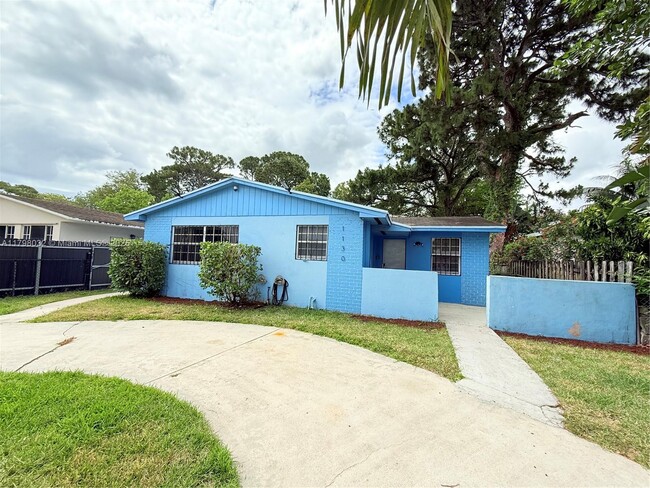 1130 Kasim St