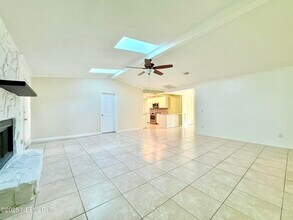 10373 Windfern Ct N in Jacksonville, FL - Building Photo - Building Photo