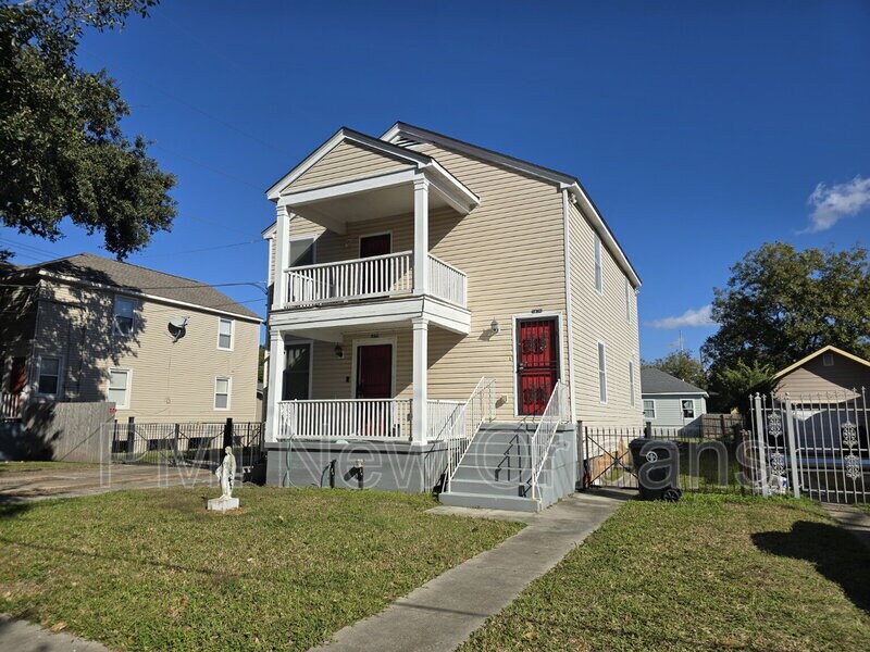 3875 Pauger St in New Orleans, LA - Building Photo