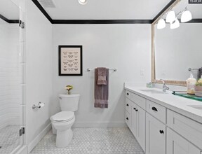 821 E Rose Ln in Phoenix, AZ - Building Photo - Building Photo