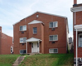 635 - 637 E Oak St in Norristown, PA - Foto de edificio - Building Photo