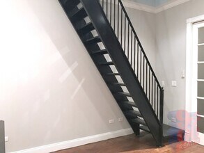 60 Avenue B, Unit 5D in New York, NY - Foto de edificio - Building Photo