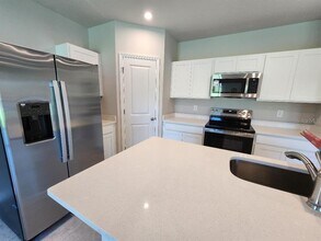 814 172nd Ct E in Bradenton, FL - Building Photo - Building Photo