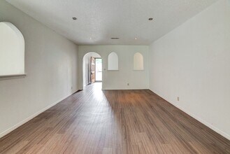 1628 S Sycamore Ave in Broken Arrow, OK - Building Photo - Building Photo