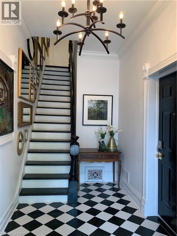 74 West Avenue N in Hamilton, ON - Building Photo - Building Photo