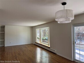 4138 Westover Dr in West Bloomfield Township, MI - Building Photo - Building Photo