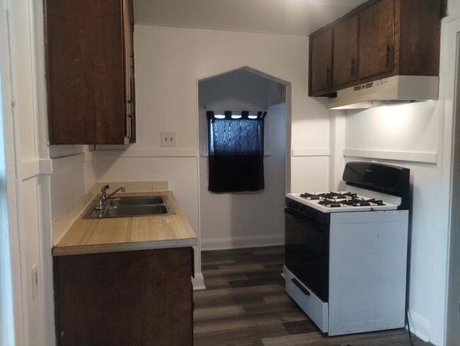 1934 Brame Pl in Toledo, OH - Foto de edificio - Building Photo